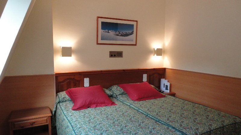 Hotel Pitiusa Andorra la Vella Luaran gambar