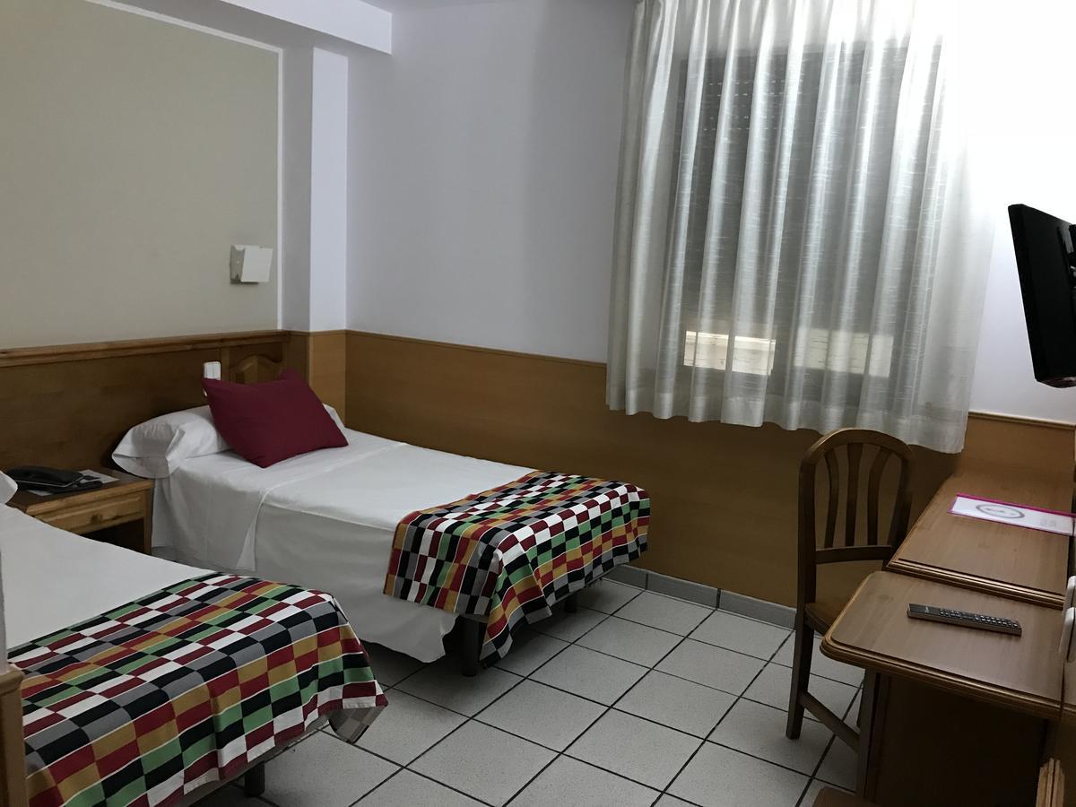 Hotel Pitiusa Andorra la Vella Luaran gambar